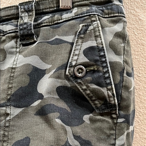 Torrid Brand Camouflage Cargo Shorts - Picture 2 of 9